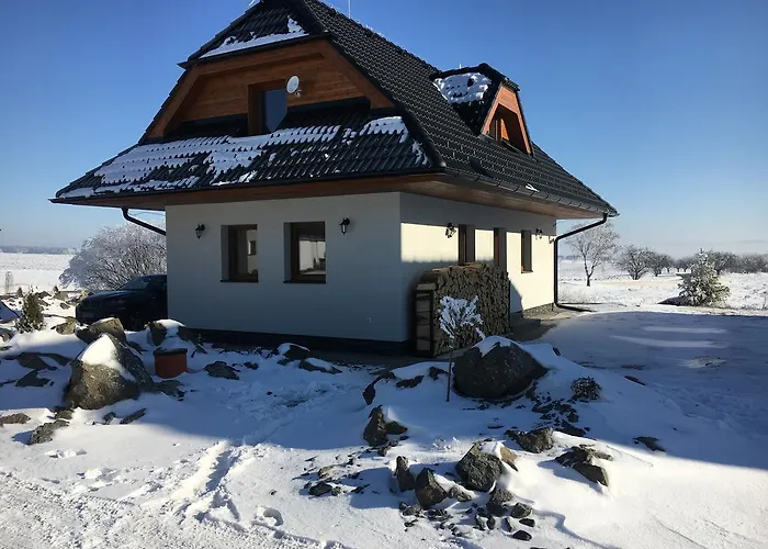 Semesterbostad Mia *