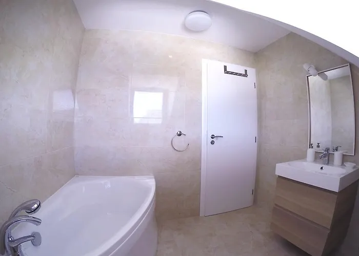 Mia Semesterbostad Stará Lesná